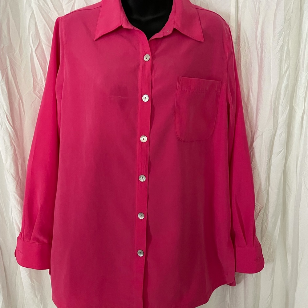 Travelsmith‎ Pink Button down Blouse - Picture 2 of 11